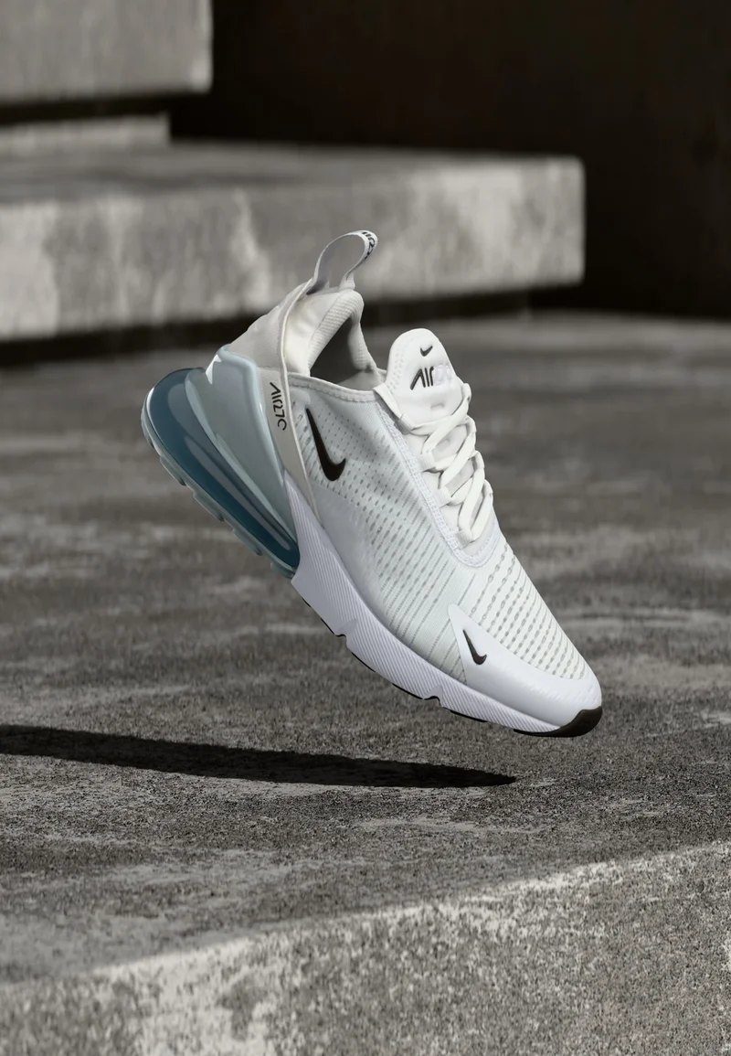 Nike Air MAX 270